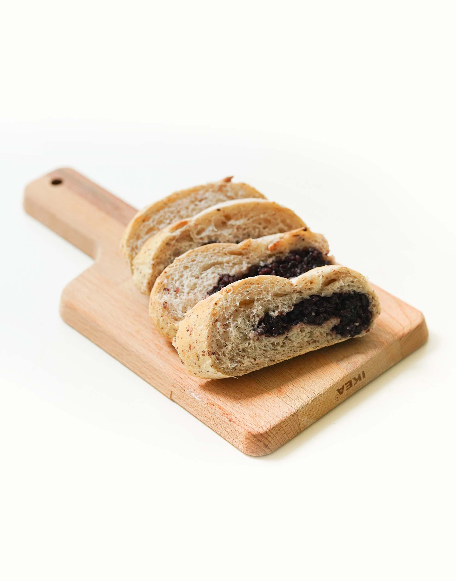 blackberry-stuffed-bread